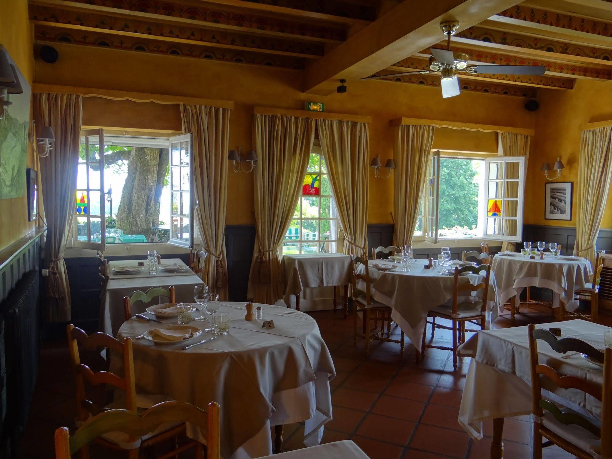 Auberge Des Chasseurs Échenevex Kültér fotó